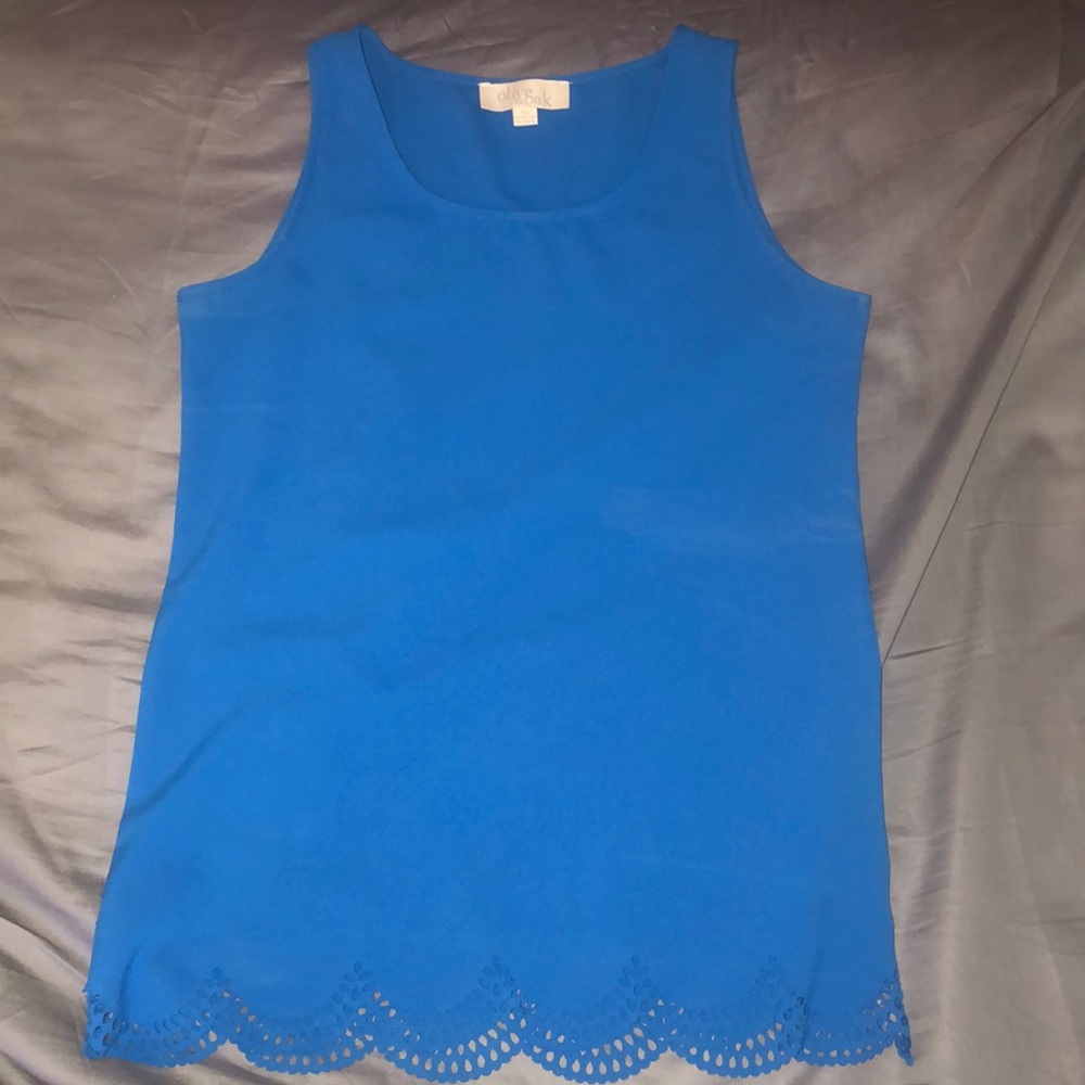 Scalloped detail tank